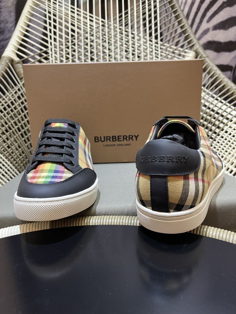 Burberry Low Shoes